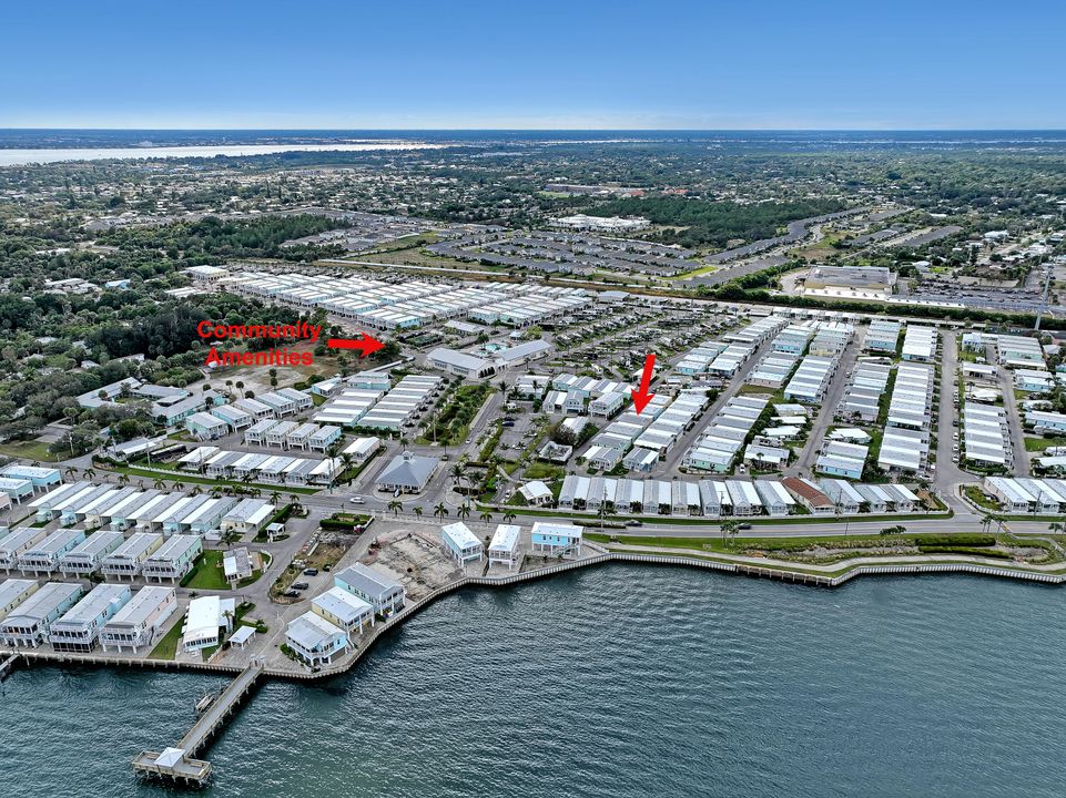 For Sale: $284,900 (2 beds, 2 baths, 1100 Square Feet)