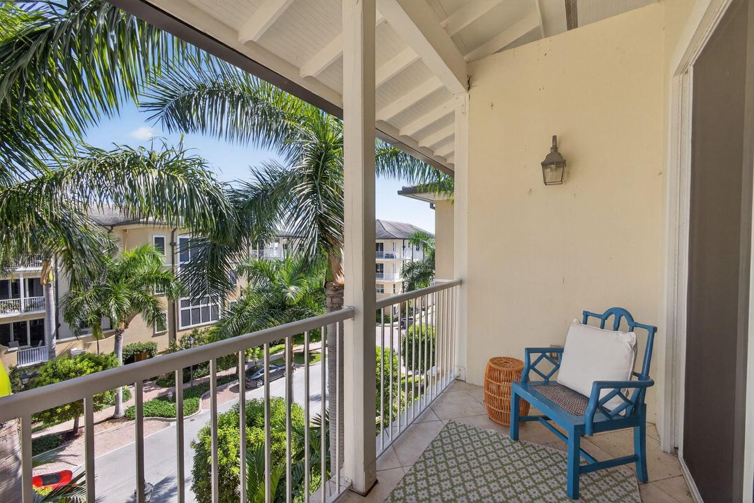 Active With Contract: $595,000 (2 beds, 2 baths, 1980 Square Feet)