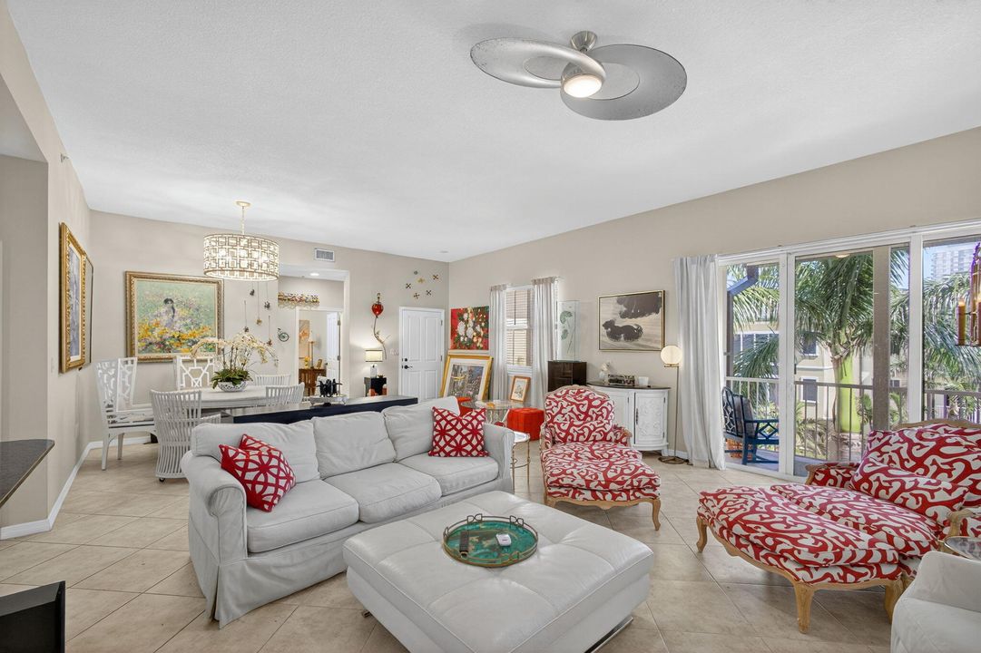 Active With Contract: $595,000 (2 beds, 2 baths, 1980 Square Feet)