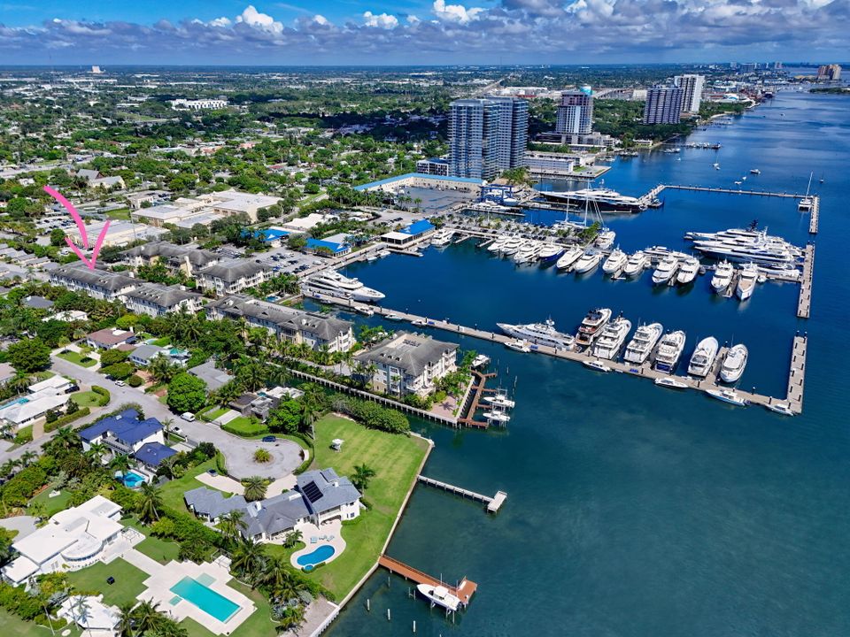 Active With Contract: $595,000 (2 beds, 2 baths, 1980 Square Feet)