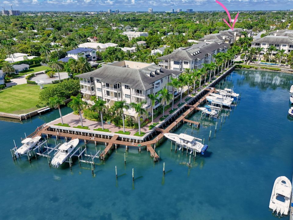 Active With Contract: $595,000 (2 beds, 2 baths, 1980 Square Feet)