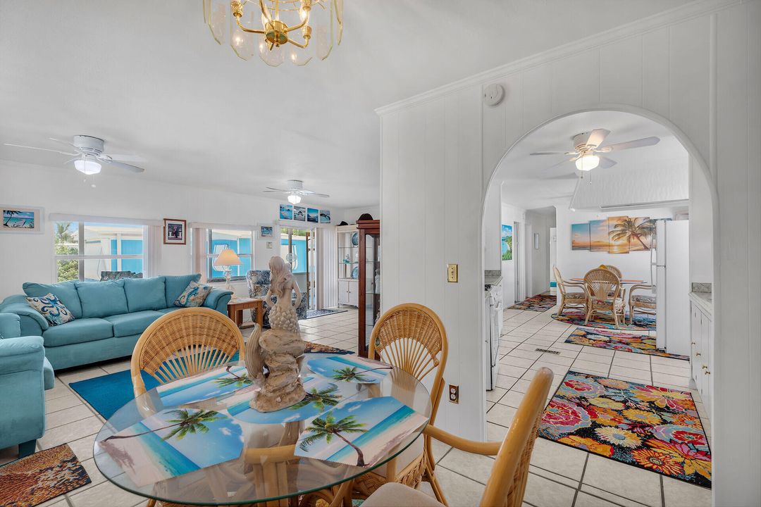 На продажу: $275,000 (3 спален, 2 ванн, 1250 Квадратных фут)