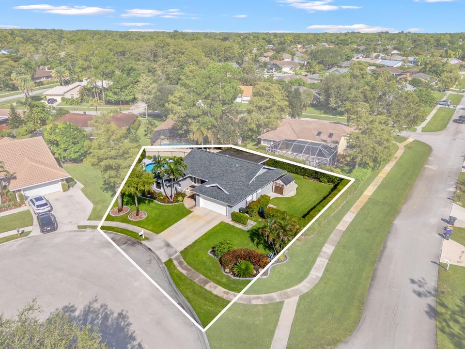 Activo con contrato: $6,650 (3 camas, 2 baños, 1721 Pies cuadrados)