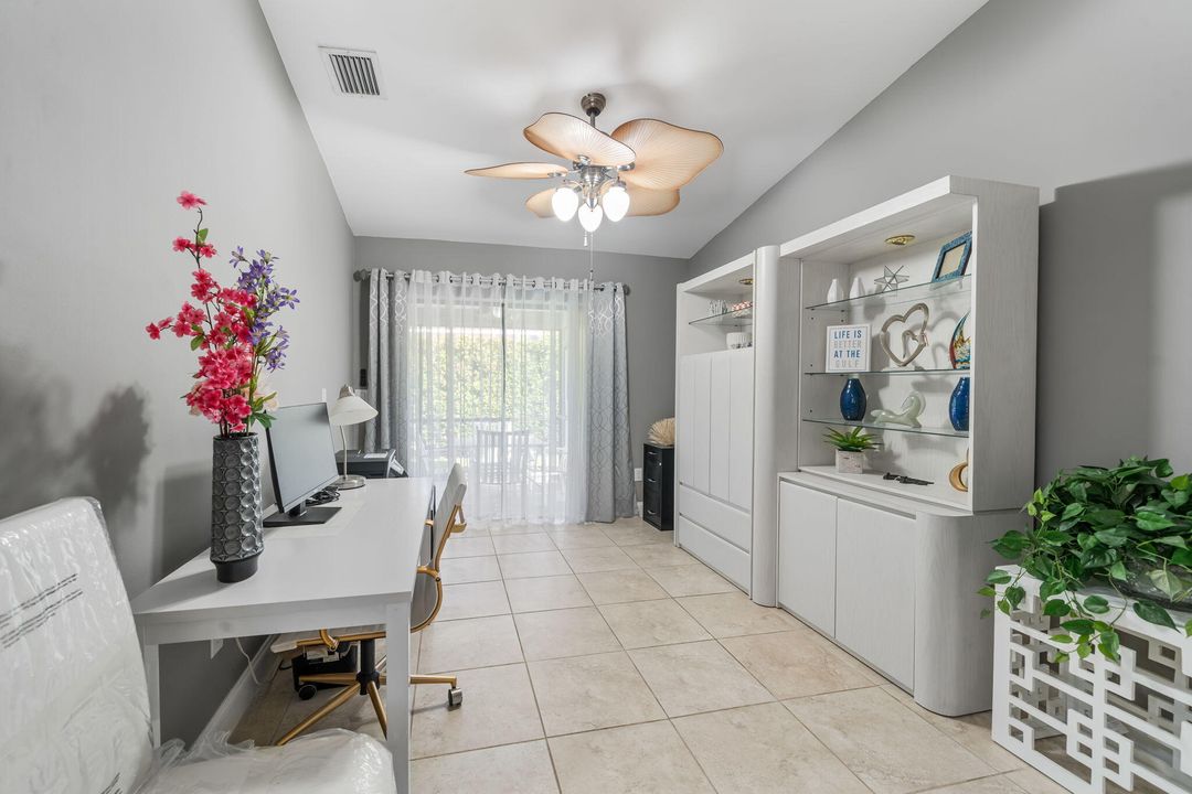 Activo con contrato: $6,650 (3 camas, 2 baños, 1721 Pies cuadrados)