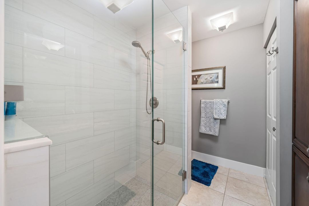 Activo con contrato: $6,650 (3 camas, 2 baños, 1721 Pies cuadrados)