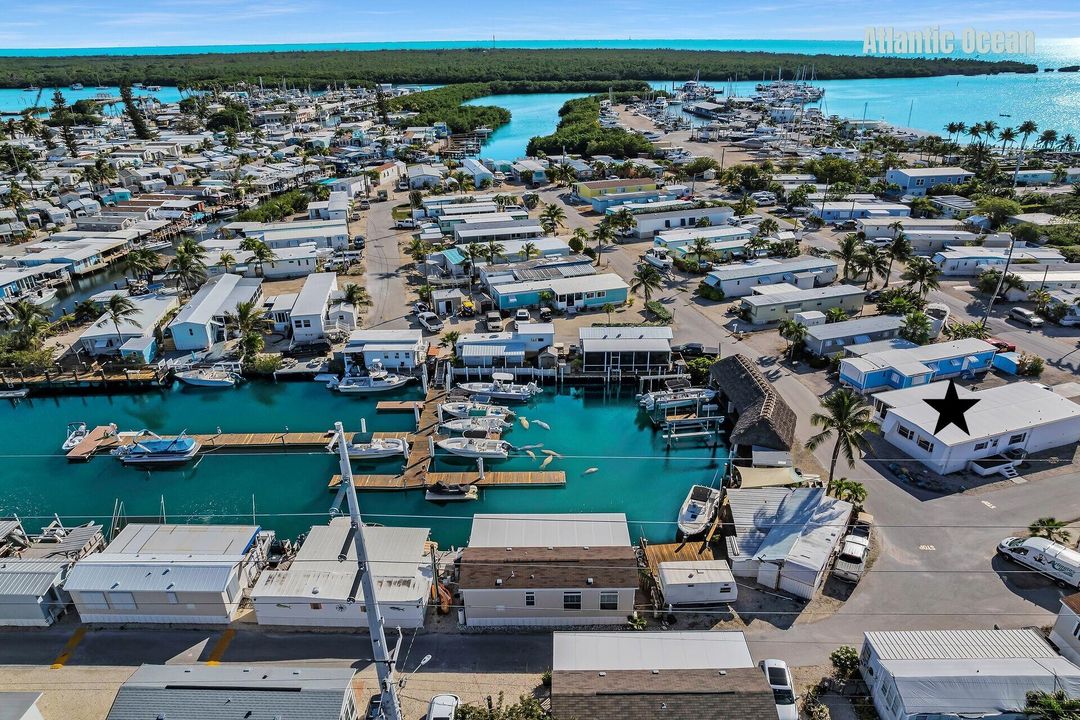 На продажу: $275,000 (3 спален, 2 ванн, 1250 Квадратных фут)