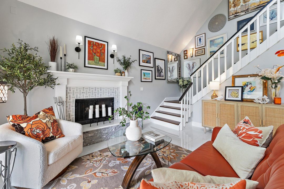 For Sale: $989,900 (3 beds, 3 baths, 2476 Square Feet)