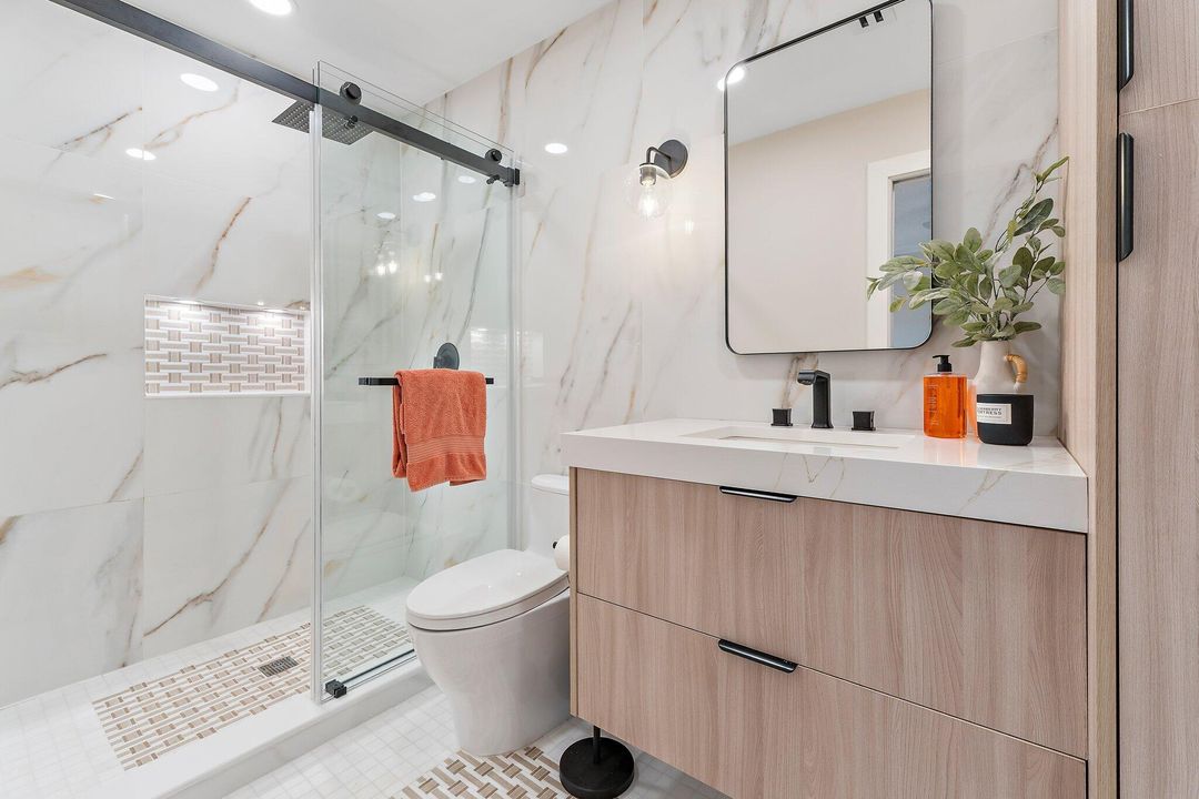 For Sale: $989,900 (3 beds, 3 baths, 2476 Square Feet)