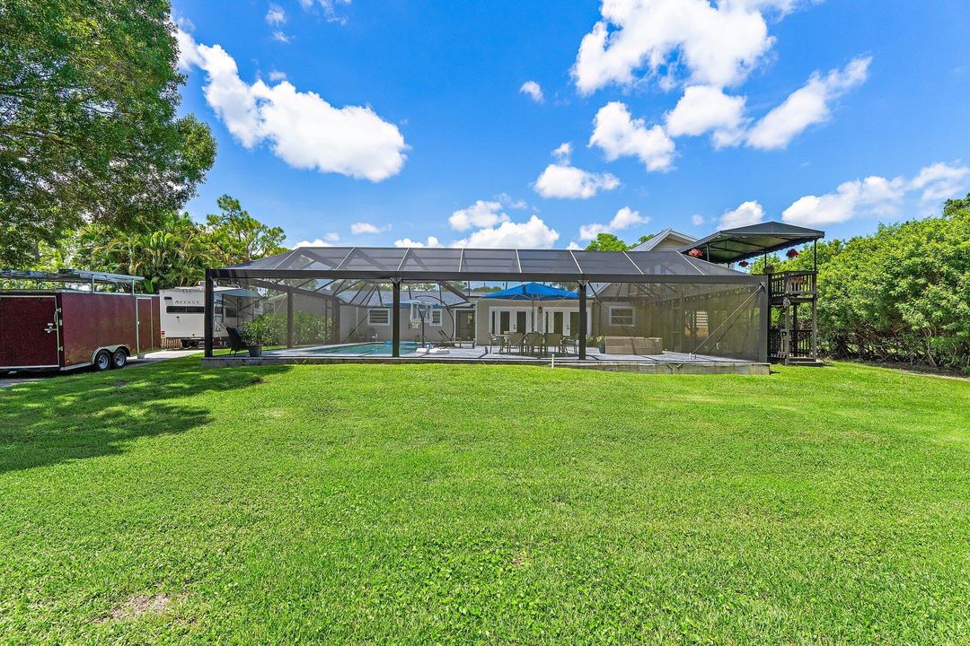 For Sale: $989,900 (3 beds, 3 baths, 2476 Square Feet)