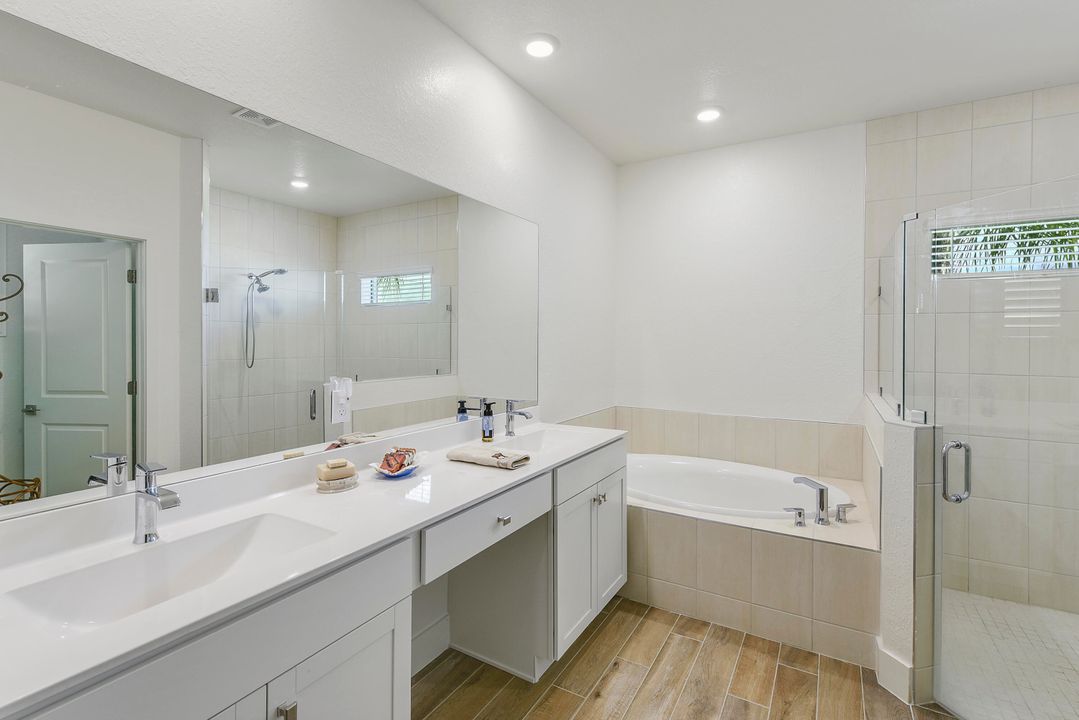 Activo con contrato: $792,000 (4 camas, 3 baños, 2986 Pies cuadrados)