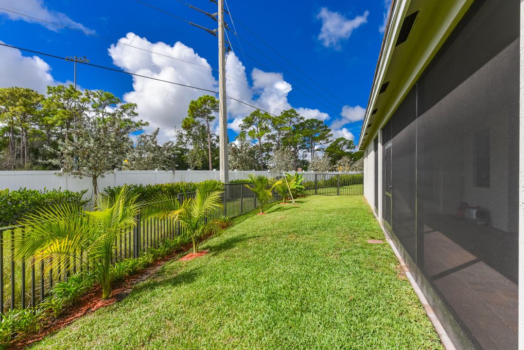 Activo con contrato: $792,000 (4 camas, 3 baños, 2986 Pies cuadrados)