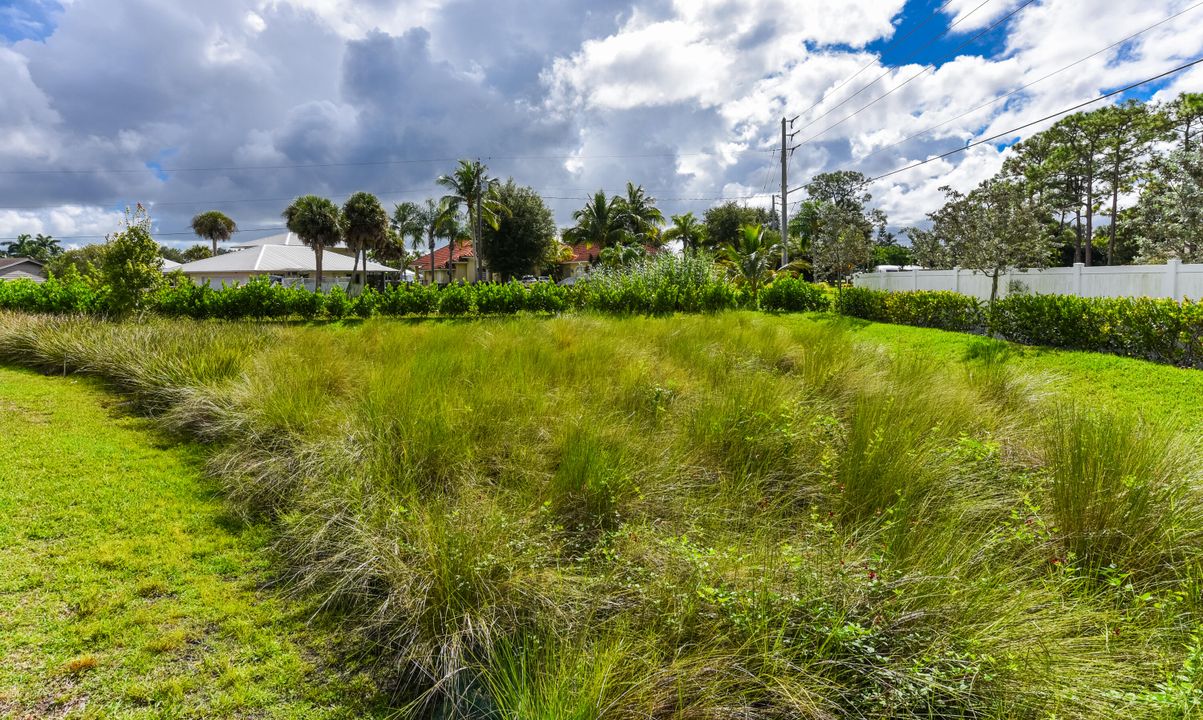 Activo con contrato: $792,000 (4 camas, 3 baños, 2986 Pies cuadrados)