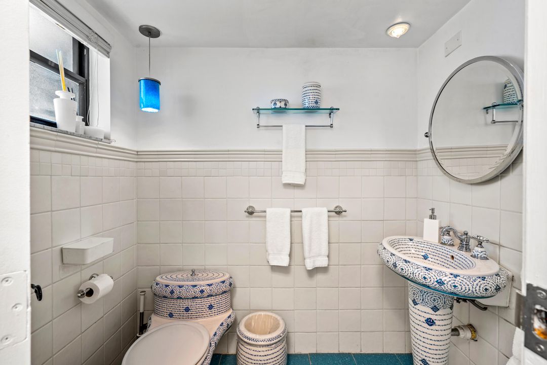 待售: $1,525,000 (2 贝兹, 2 浴室, 2300 平方英尺)