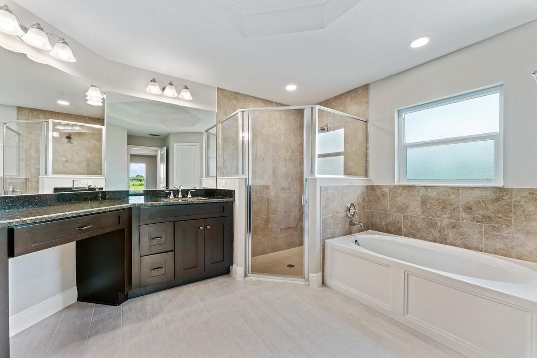 En Venta: $970,000 (4 camas, 2 baños, 2011 Pies cuadrados)