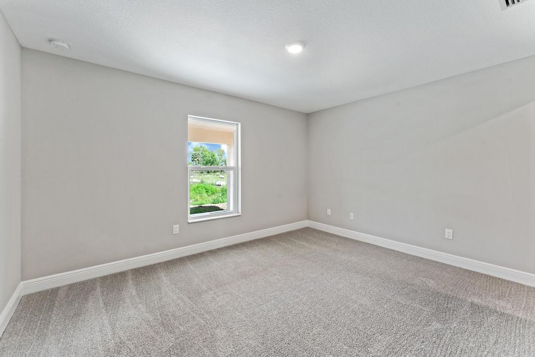 En Venta: $970,000 (4 camas, 2 baños, 2011 Pies cuadrados)