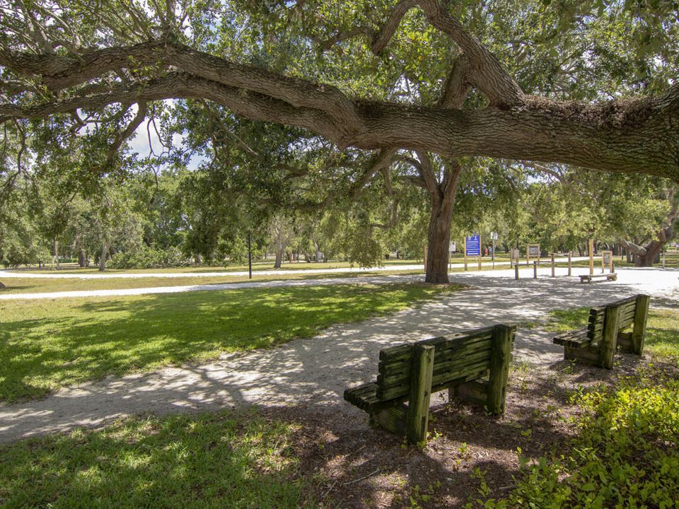 待售: $410,000 (1 贝兹, 1 浴室, 1100 平方英尺)