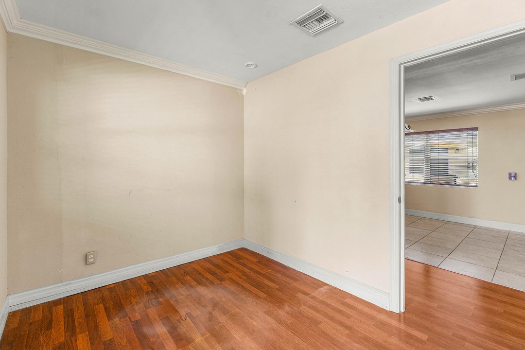 待售: $1,375,000 (0 贝兹, 0 浴室, 2797 平方英尺)