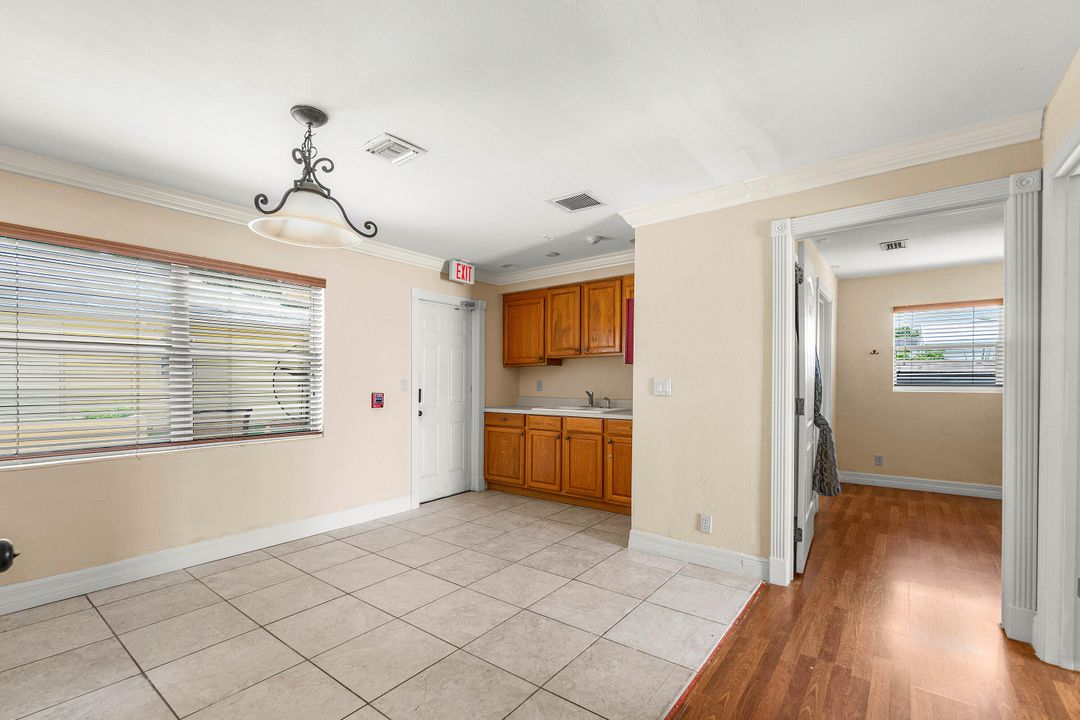 待售: $1,375,000 (0 贝兹, 0 浴室, 2797 平方英尺)