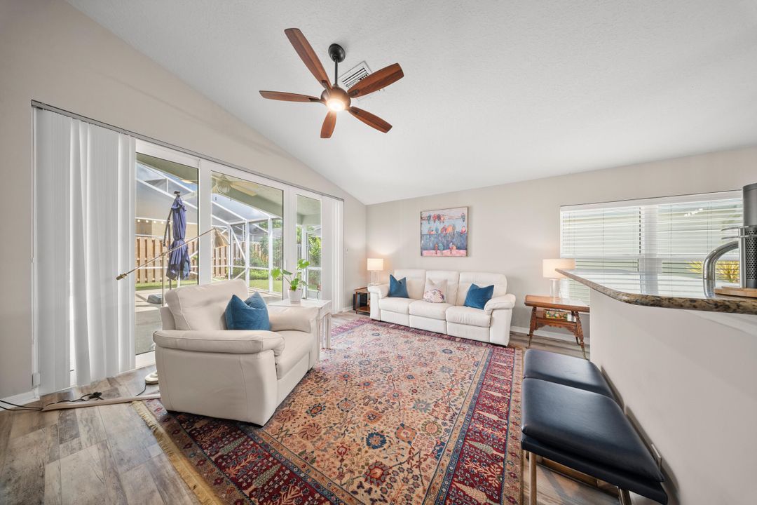 Activo con contrato: $440,000 (3 camas, 2 baños, 1706 Pies cuadrados)