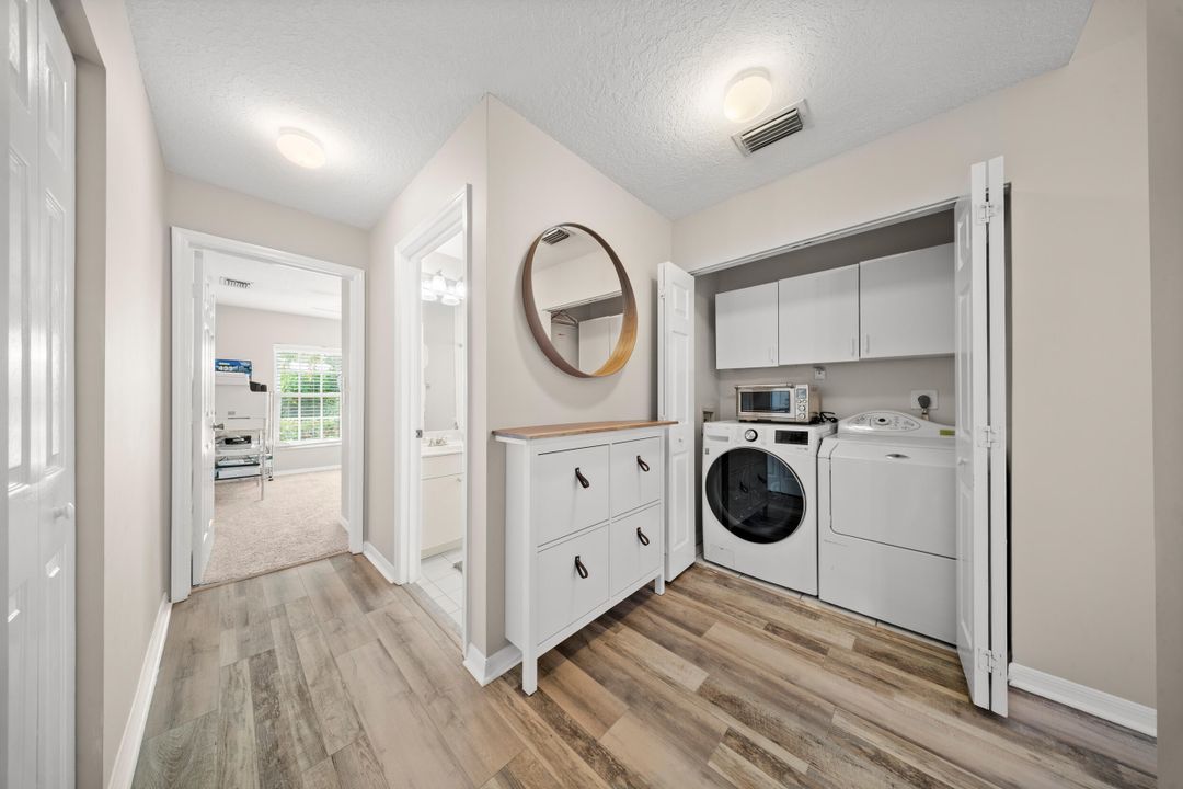 Activo con contrato: $440,000 (3 camas, 2 baños, 1706 Pies cuadrados)