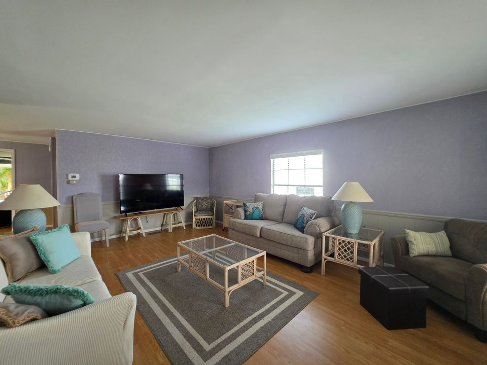 待售: $25,000 (2 贝兹, 2 浴室, 1344 平方英尺)