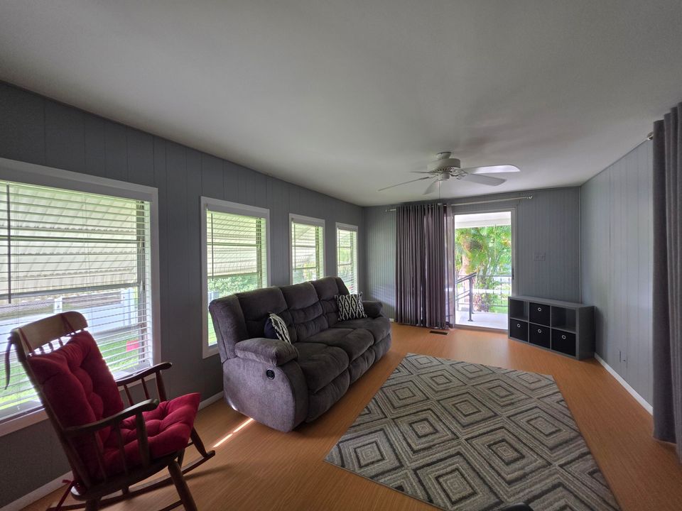 待售: $25,000 (2 贝兹, 2 浴室, 1344 平方英尺)