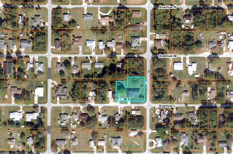 For Sale: $375,000 (4 beds, 3 baths, 2690 Square Feet)