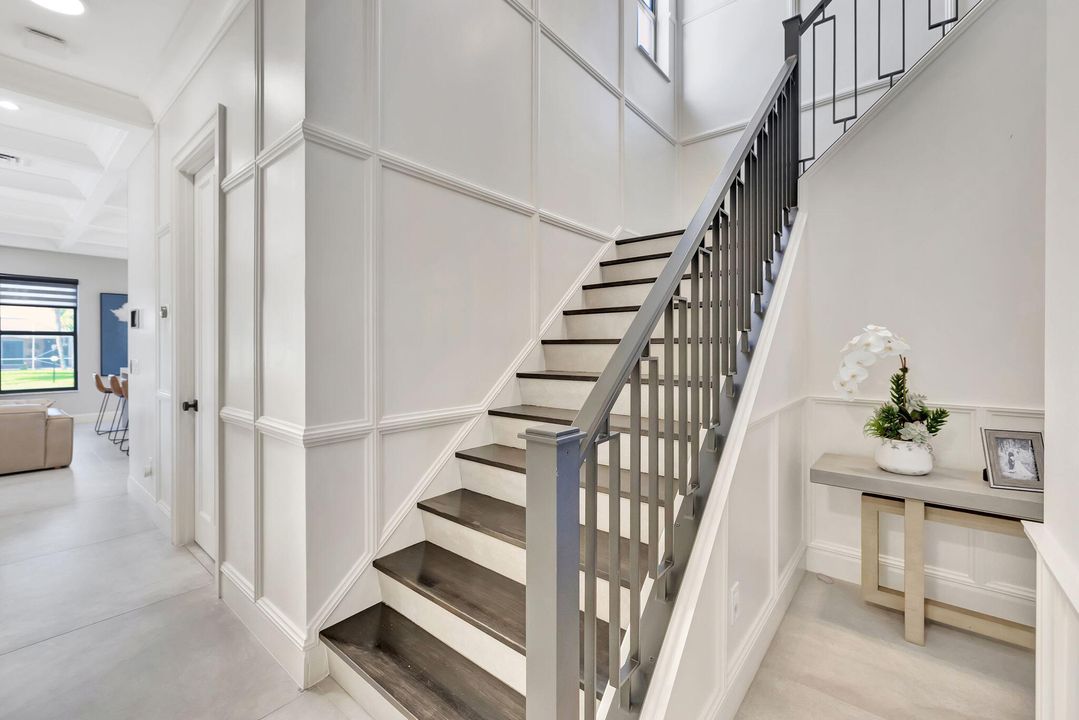 For Rent: $14,000 (6 beds, 4 baths, 4444 Square Feet)