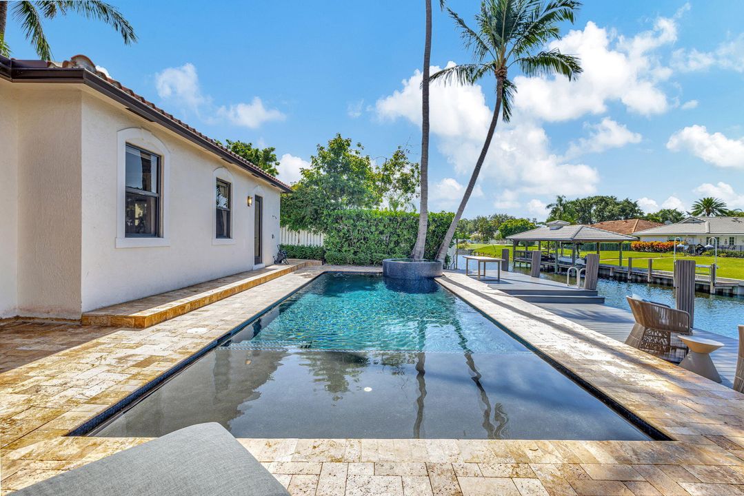 For Rent: $14,000 (6 beds, 4 baths, 4444 Square Feet)