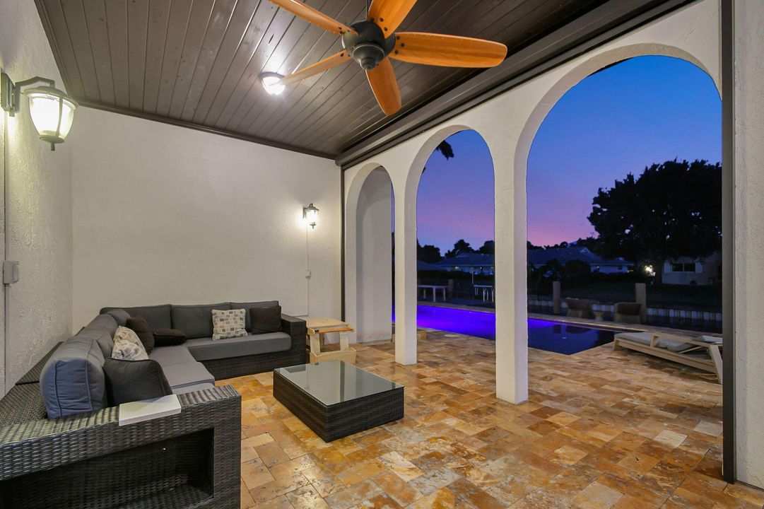 For Rent: $14,000 (6 beds, 4 baths, 4444 Square Feet)