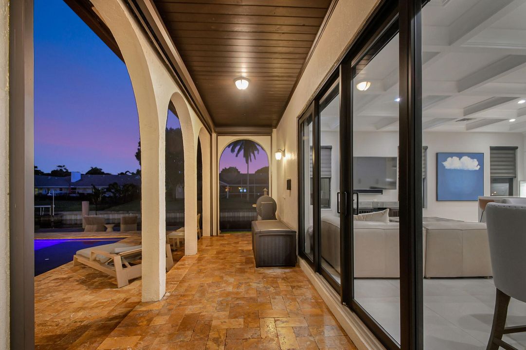 For Rent: $14,000 (6 beds, 4 baths, 4444 Square Feet)