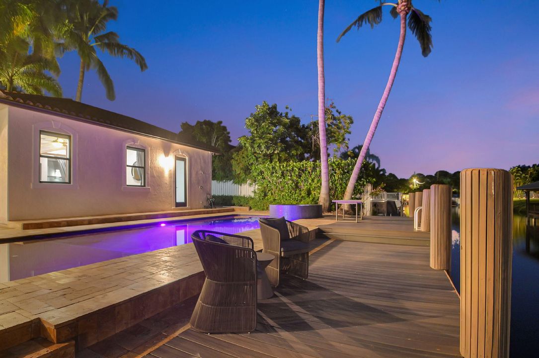 For Rent: $14,000 (6 beds, 4 baths, 4444 Square Feet)