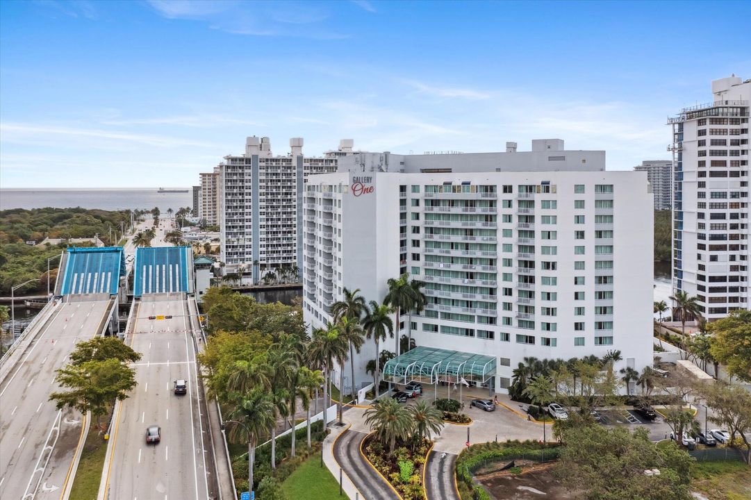 For Sale: $185,000 (1 beds, 1 baths, 554 Square Feet)