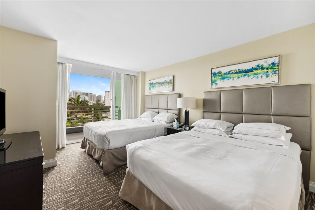 For Sale: $185,000 (1 beds, 1 baths, 554 Square Feet)