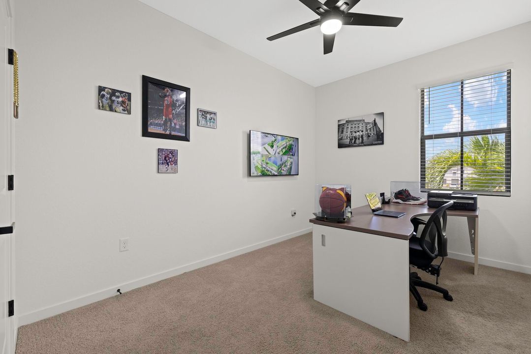 For Sale: $484,990 (3 beds, 2 baths, 1719 Square Feet)