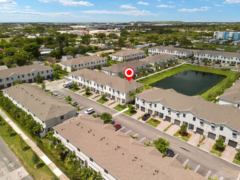 For Sale: $484,990 (3 beds, 2 baths, 1719 Square Feet)