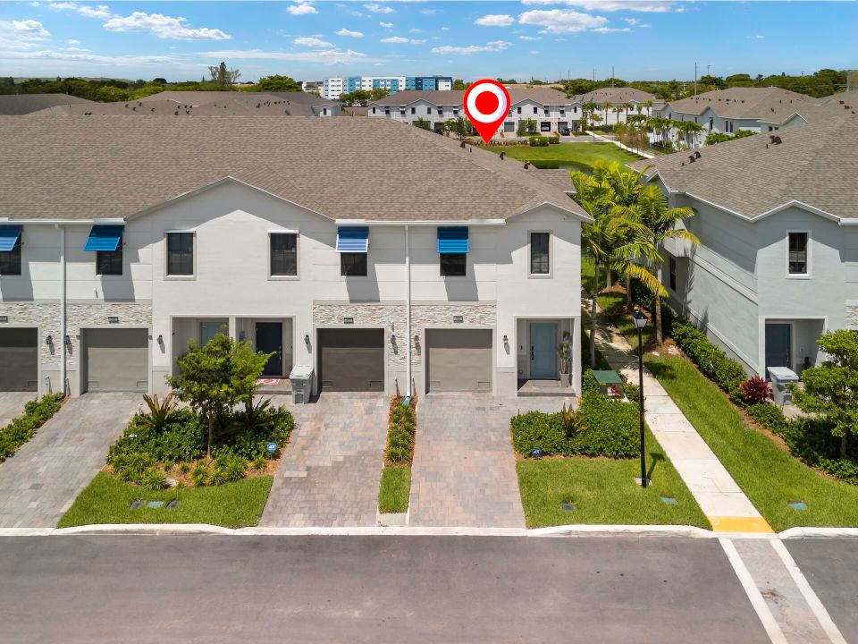 For Sale: $484,990 (3 beds, 2 baths, 1719 Square Feet)