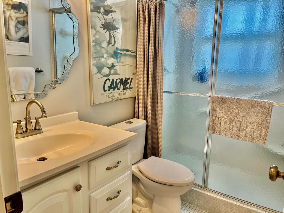 For Sale: $309,000 (2 beds, 2 baths, 1440 Square Feet)