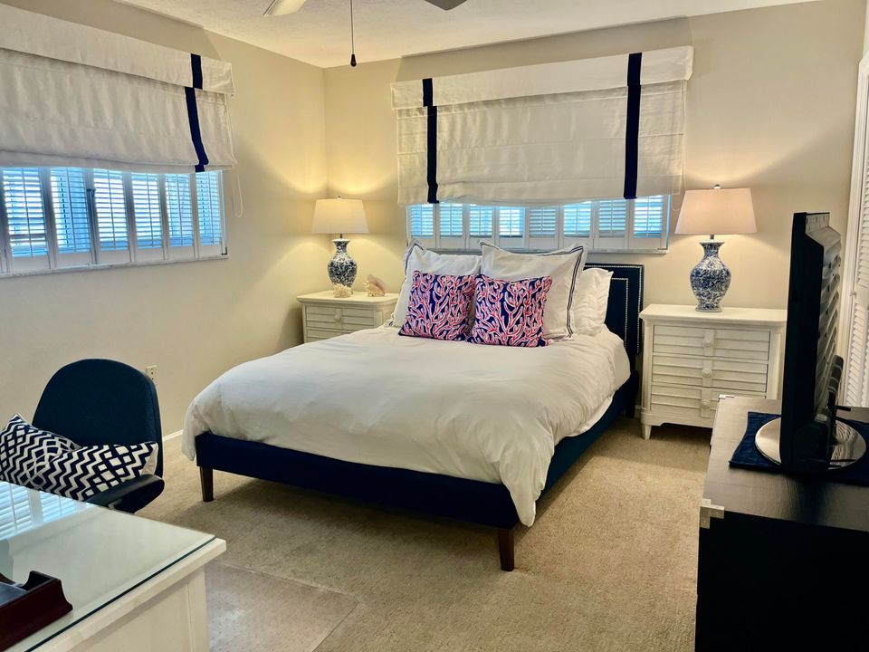 For Sale: $309,000 (2 beds, 2 baths, 1440 Square Feet)