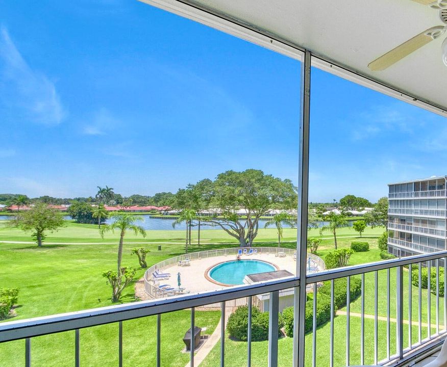 For Sale: $309,000 (2 beds, 2 baths, 1440 Square Feet)