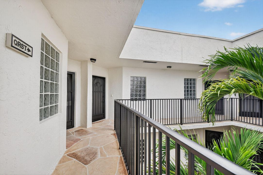 Active With Contract: $249,000 (3 beds, 2 baths, 1447 Square Feet)