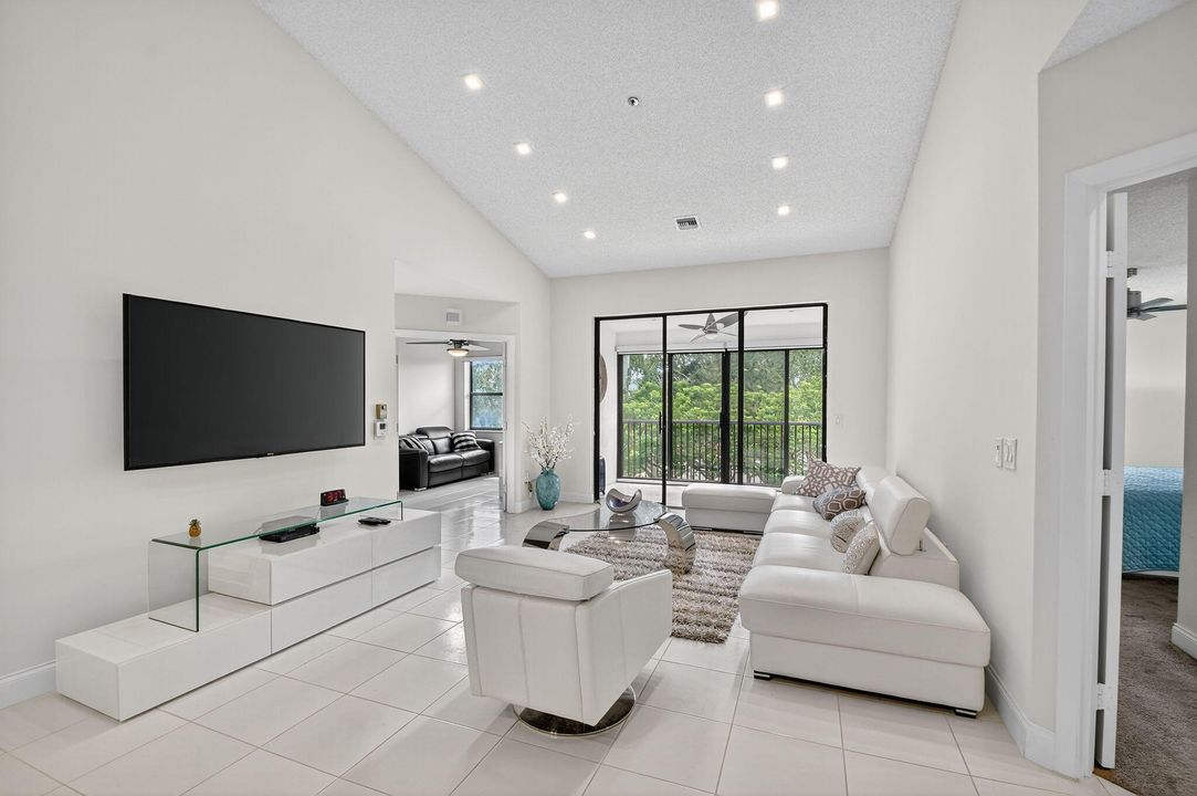 Active With Contract: $249,000 (3 beds, 2 baths, 1447 Square Feet)