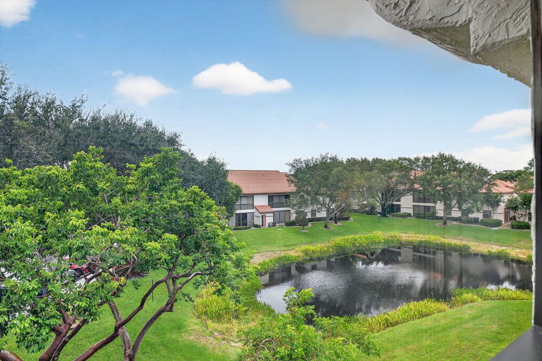 Active With Contract: $249,000 (3 beds, 2 baths, 1447 Square Feet)