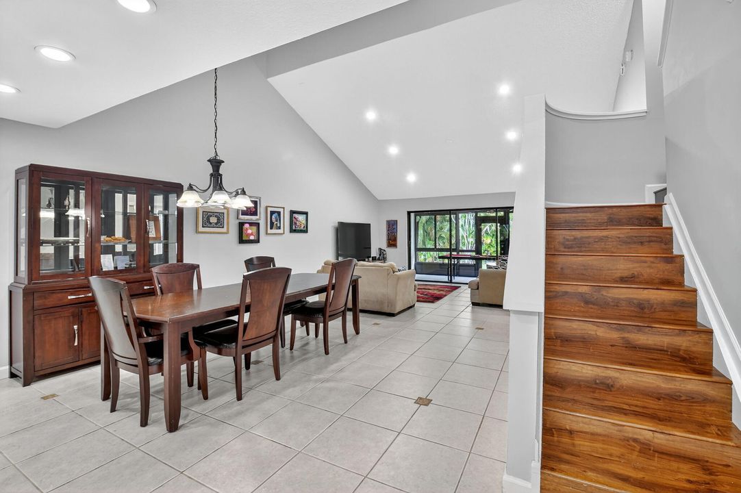 Active With Contract: $489,000 (3 beds, 2 baths, 1861 Square Feet)