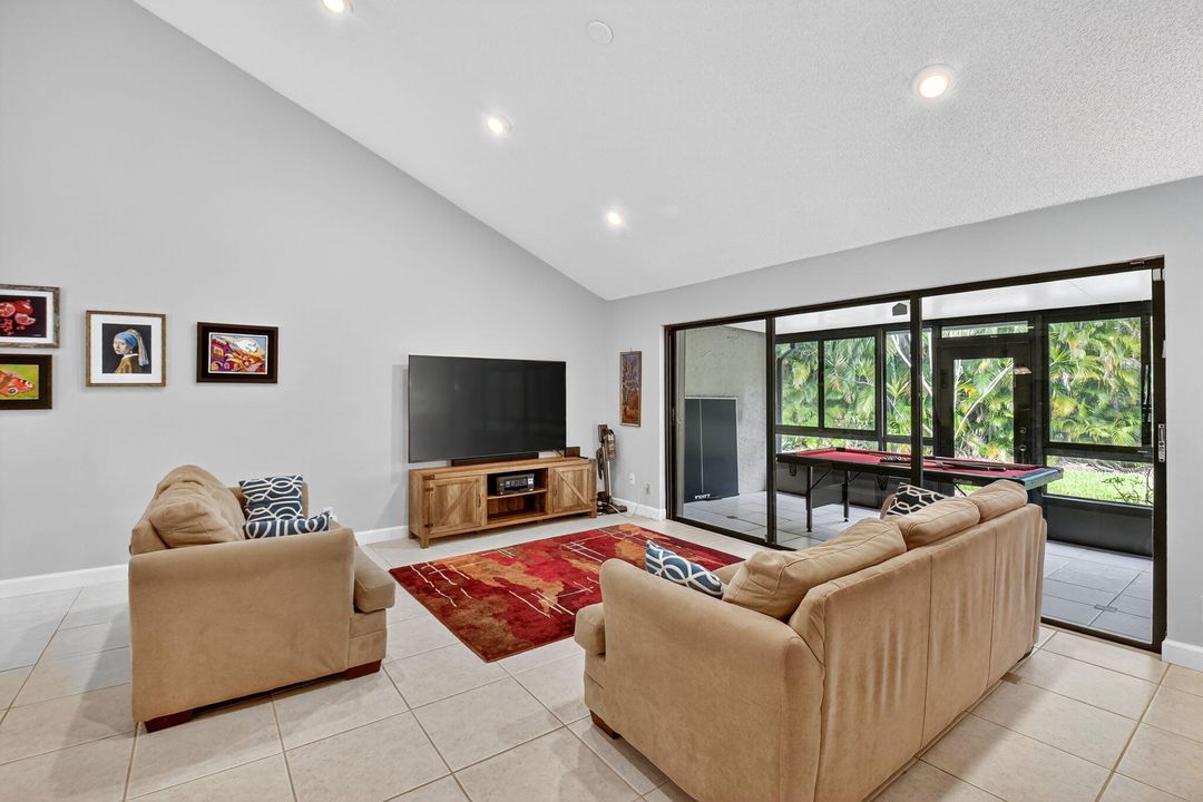 Active With Contract: $489,000 (3 beds, 2 baths, 1861 Square Feet)