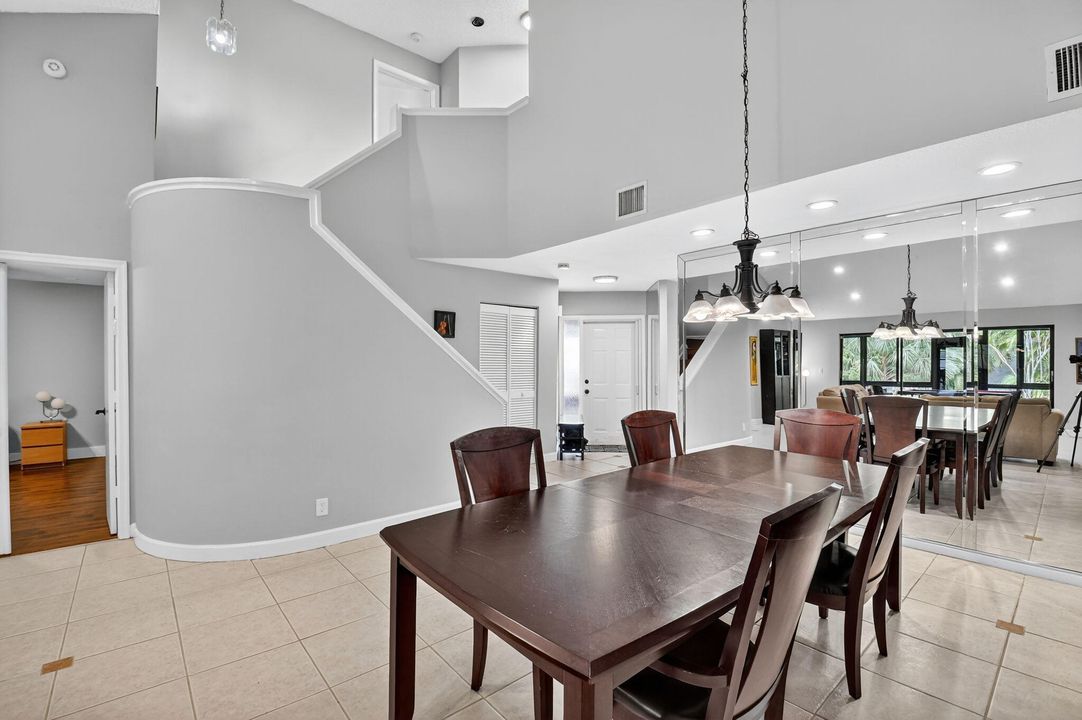 Active With Contract: $489,000 (3 beds, 2 baths, 1861 Square Feet)