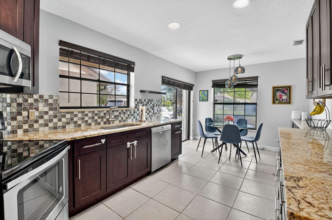 Active With Contract: $489,000 (3 beds, 2 baths, 1861 Square Feet)