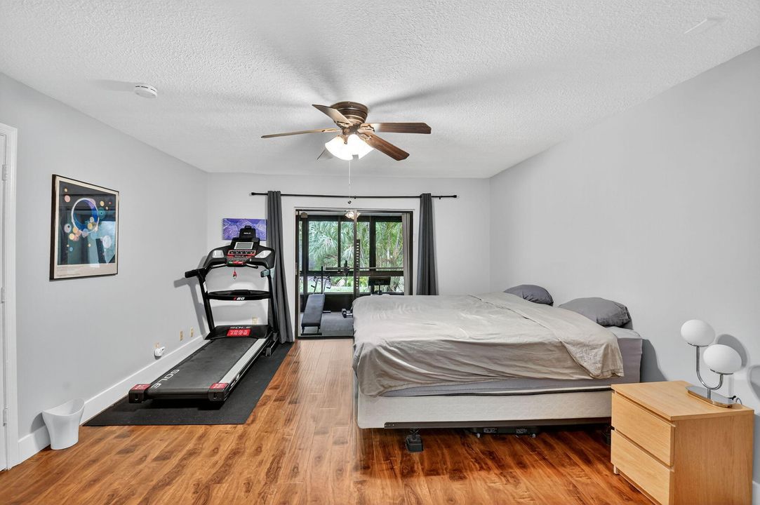 Active With Contract: $489,000 (3 beds, 2 baths, 1861 Square Feet)