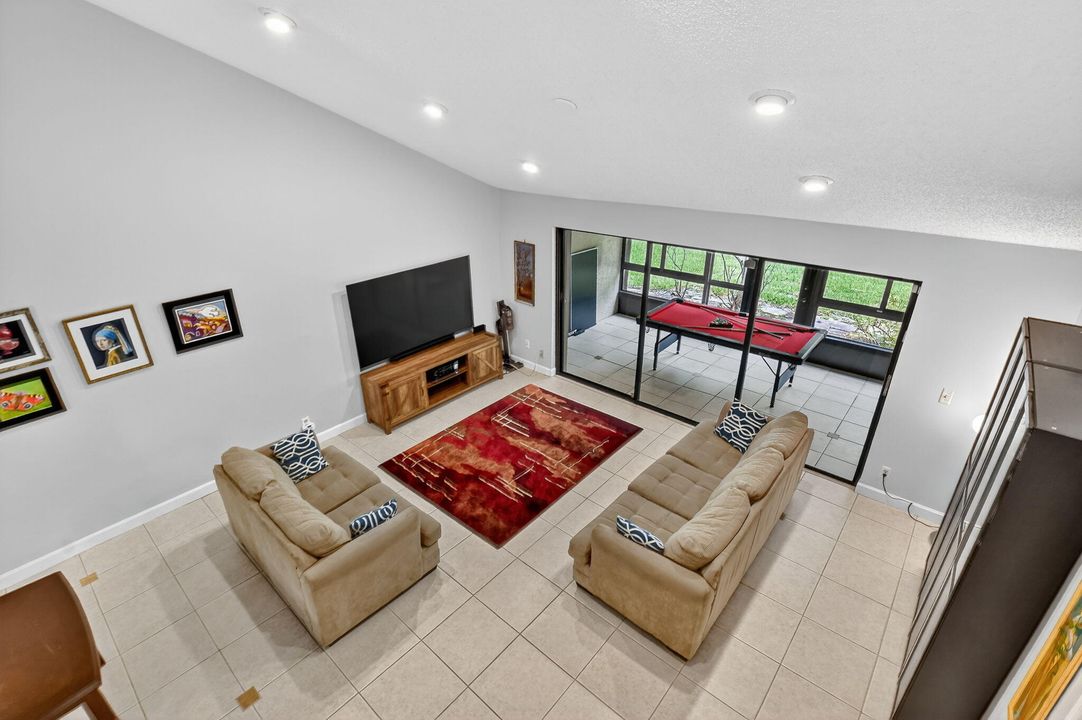 Active With Contract: $489,000 (3 beds, 2 baths, 1861 Square Feet)