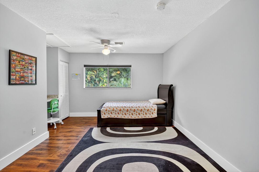 Active With Contract: $489,000 (3 beds, 2 baths, 1861 Square Feet)